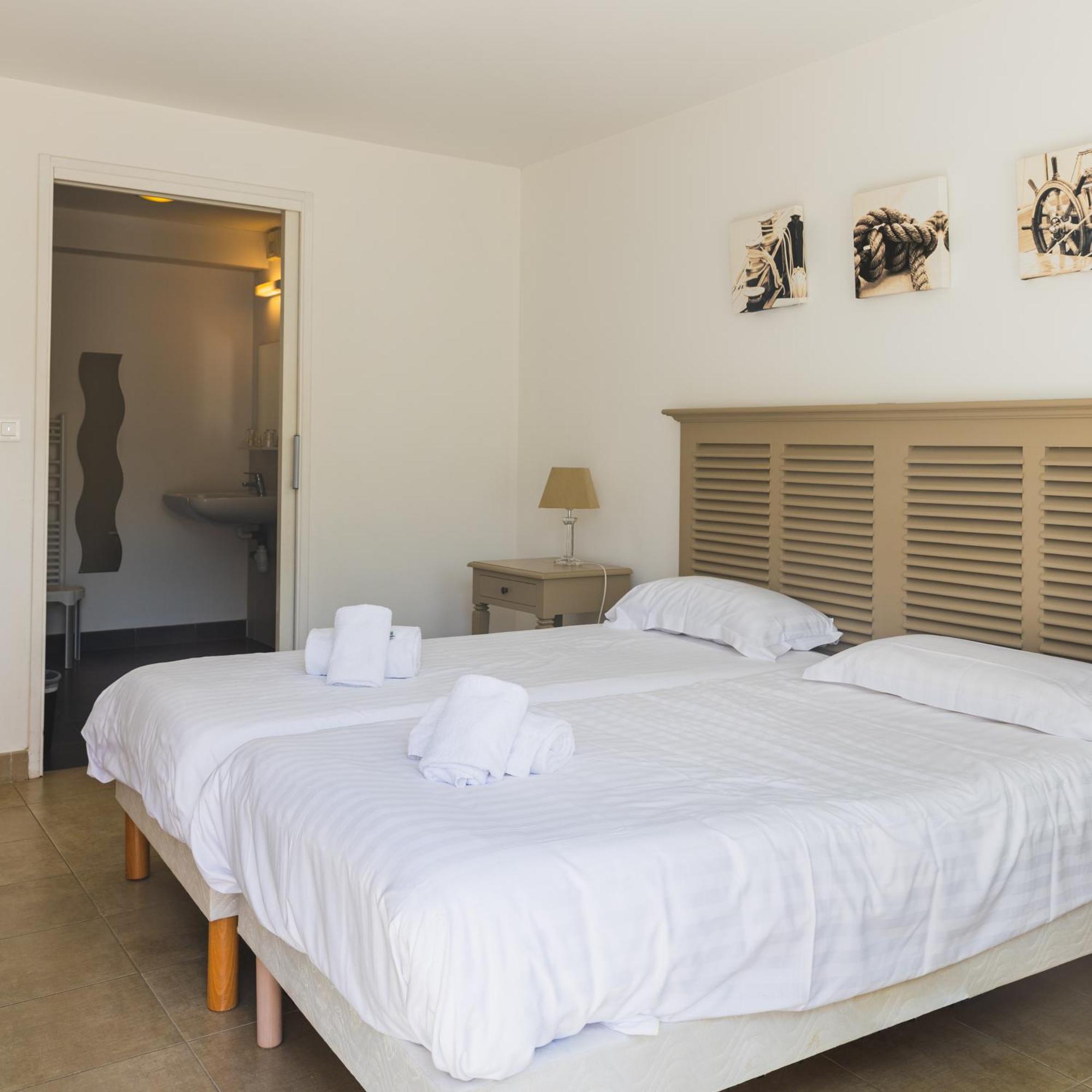 Hotel Et Studios Le Marina Baie De La Baule 波尔尼谢 外观 照片